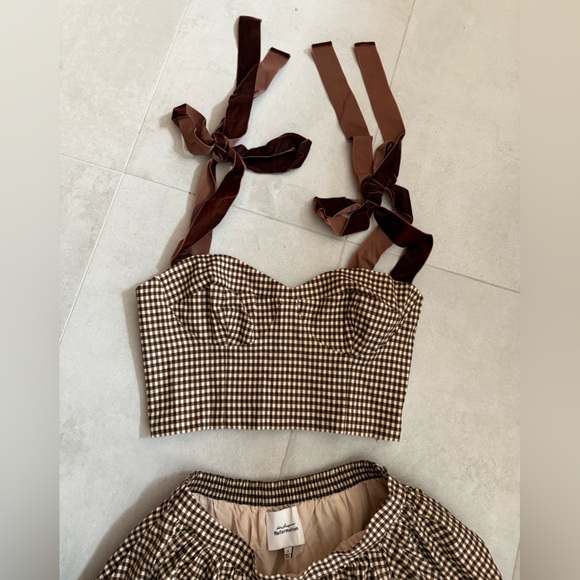 Reformation Magnolia Two Piece
Reformation x Kacey Musgraves - Picture 8 of 12